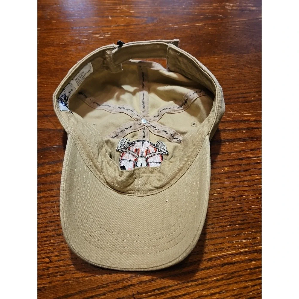 Deer Hunting hat Cap skull cross-hair‎ Tethers brand built-in sun glass holder